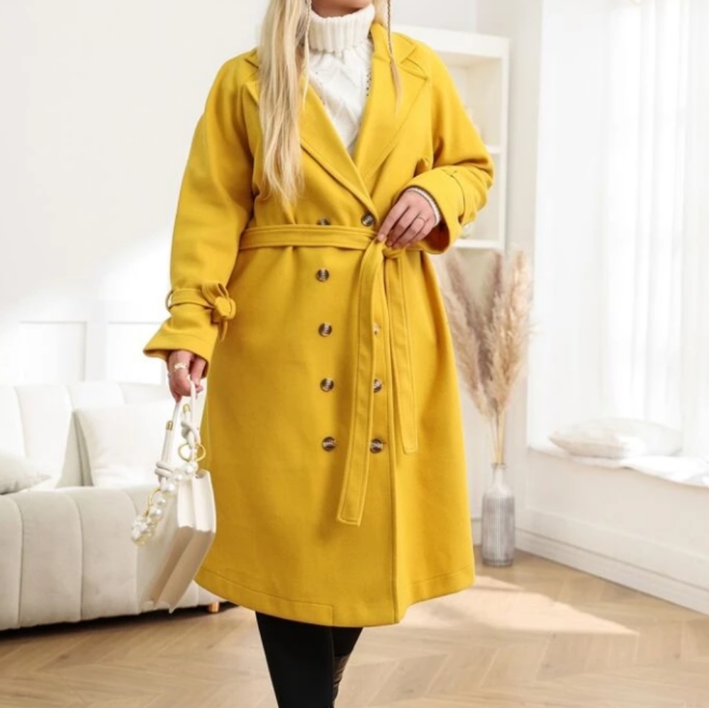 Stylish Yellow Coat!!